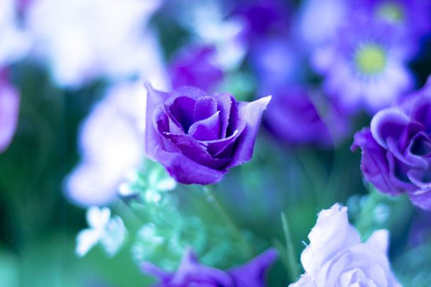 Bouquet de fleurs artificielles
 - Photo, image
