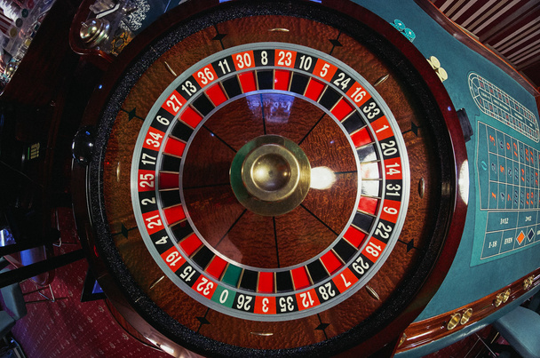 Roulettewiel in casino - Foto, afbeelding