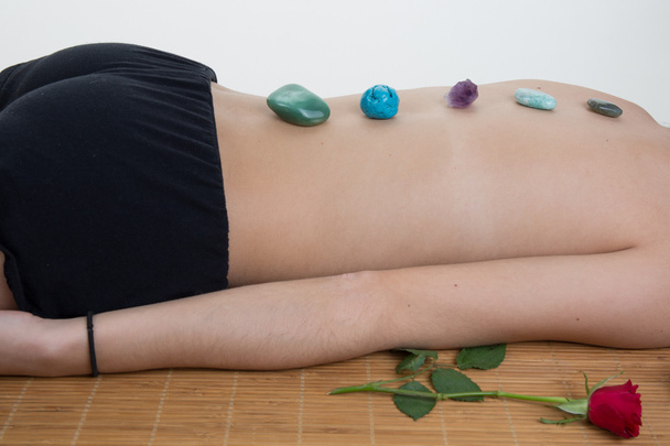 The massage with crystals a health treatment  - Foto, Imagen