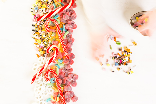 Різнокольорові цукерки крупним планом
 - Фото, зображення