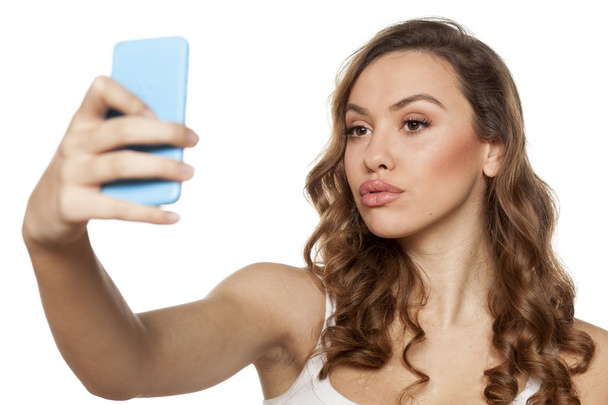 Donna che fa selfie - Foto, immagini