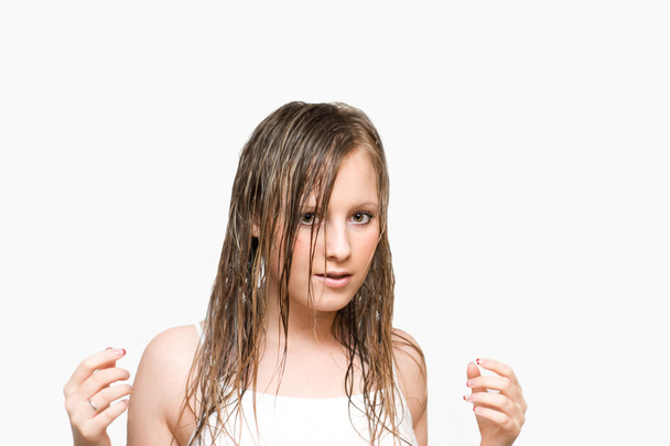 Girl with wet hair - Foto, imagen