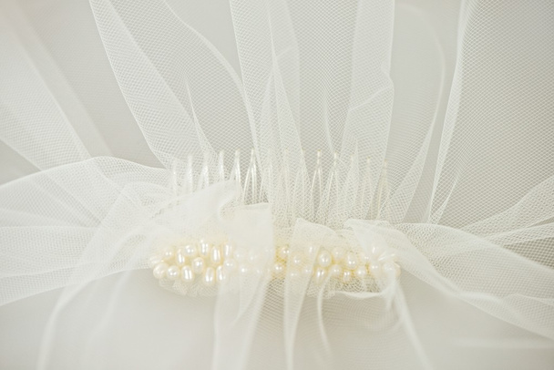 Brautschleier mit Perlkamm - Foto, Bild