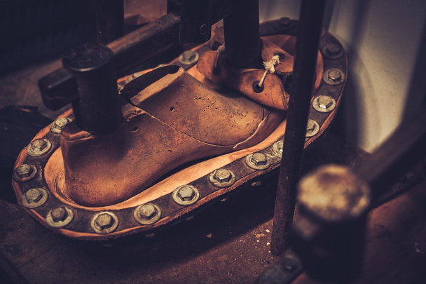 Vintage shoe insole forming press. - Photo, Image