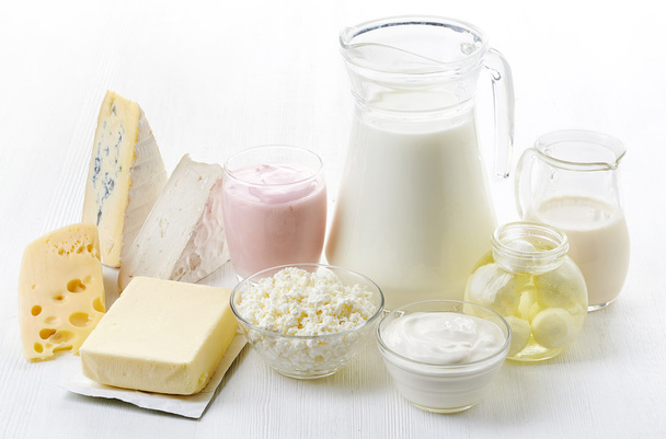 Varios productos lácteos frescos
 - Foto, Imagen