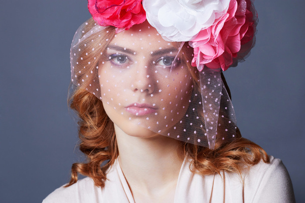 beauty bride girl in floral vail - Fotó, kép