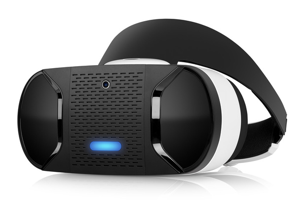 Vr virtual reality headset helft draaide vooraanzicht - Foto, afbeelding