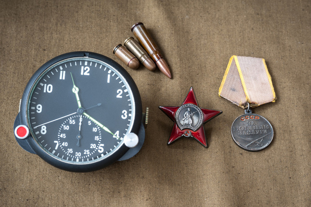 Orden, Medaille, scharfe Munition, Fliegeruhr - Foto, Bild