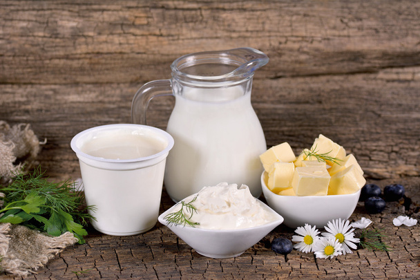 Сельские молочные продукты
  - Фото, изображение