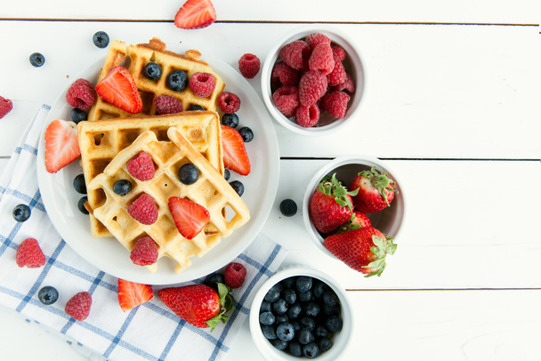 breakfast : waffles with blueberries and strawberries - Photo, Image