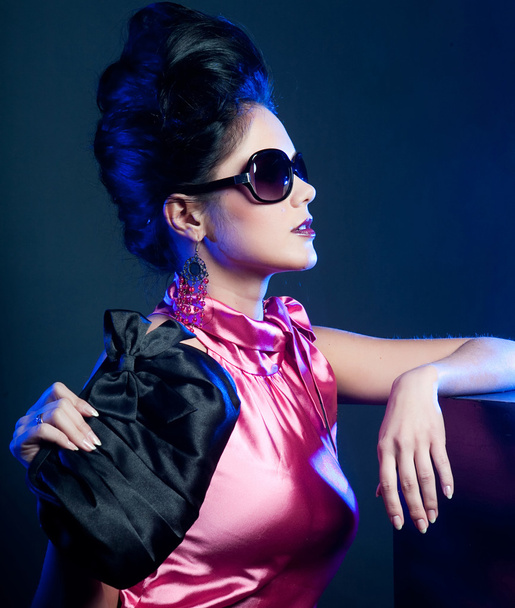 woman with fashion sunglasses and handbag - Photo, image