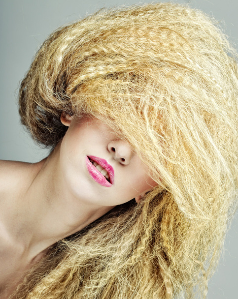 woman with creative hairstyle - Valokuva, kuva