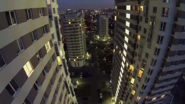 Будинки житлового комплексу
 - Кадри, відео