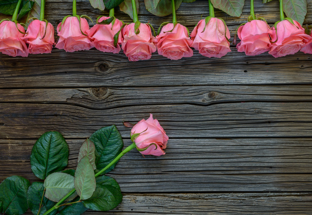 Roze rozen rustieke Valentines Day achtergrond - Foto, afbeelding