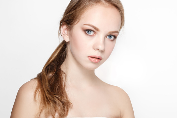 Beautiful Girl face blonde - Valokuva, kuva