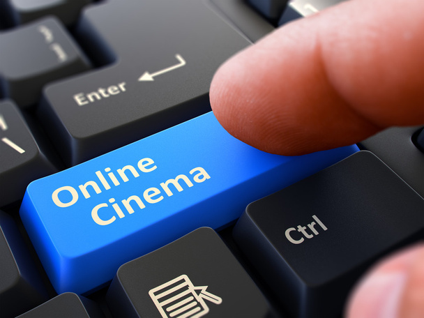 Online-Kino auf schwarzer Tastatur drücken. - Foto, Bild