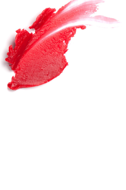 roter Lippenstift (Muster), isoliert auf weiß - Foto, Bild