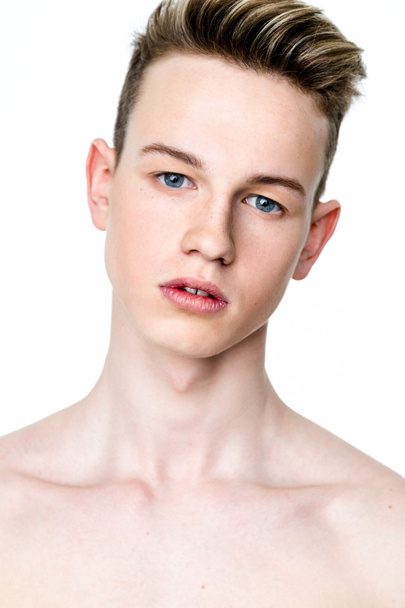 Closeup portrait of young man - Foto, Bild