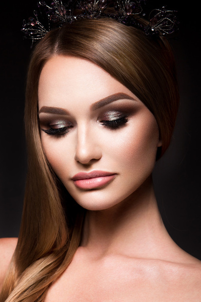 Schönheit Mode Modell Mädchen mit hellem Make-up - Foto, Bild