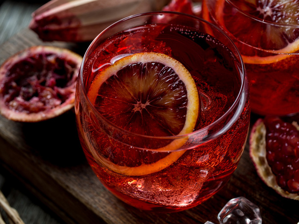 Blood orange and pomegranate cocktails - Foto, Imagen