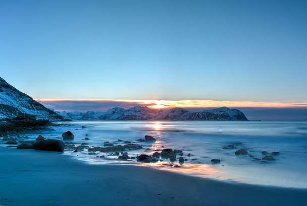 Το βάρος παραλία - παραλία Lofoten της Νορβηγίας - Φωτογραφία, εικόνα