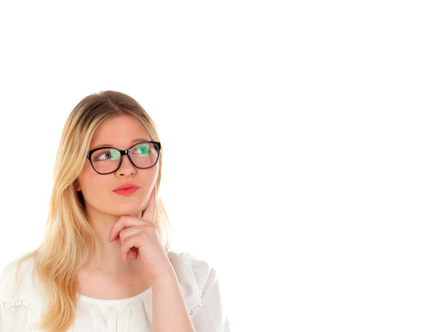 Menina loira com óculos pretos
 - Foto, Imagem