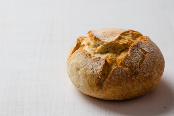 čerstvý křupavý chléb houska  - Fotografie, Obrázek