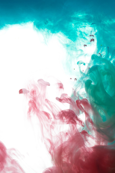 Pintura de color abstracta en agua
 - Foto, imagen