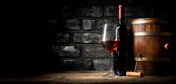 Stary czerwonego wina - Zdjęcie, obraz