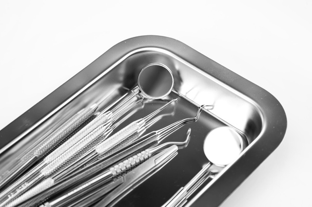 Стоматологічне обладнання, догляд та контроль за зубами
 - Фото, зображення