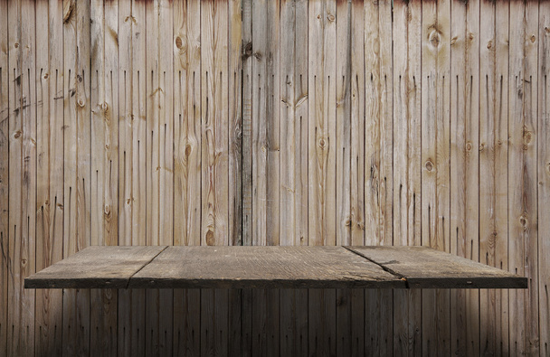 Порожній полиці дерев'яні
  - Фото, зображення