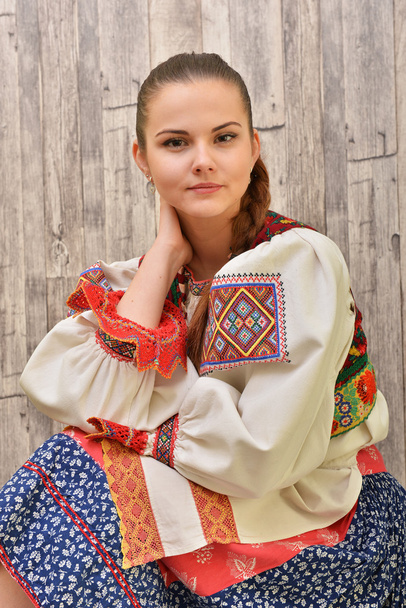 Фольклорный костюм Словакии
 - Фото, изображение