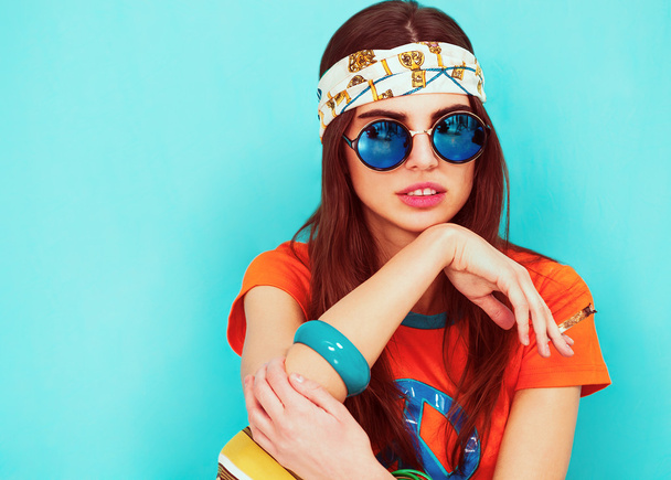 Beautiful hippie girl portrait smoking and wearing sunglasses - Fotografie, Obrázek