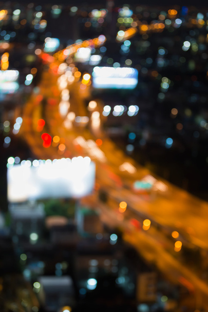 空撮ぼけボケ光の都市高速道路 - 写真・画像