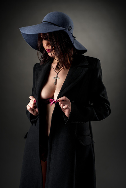 Studio photo of glamorous woman bared her breasts - Foto, immagini