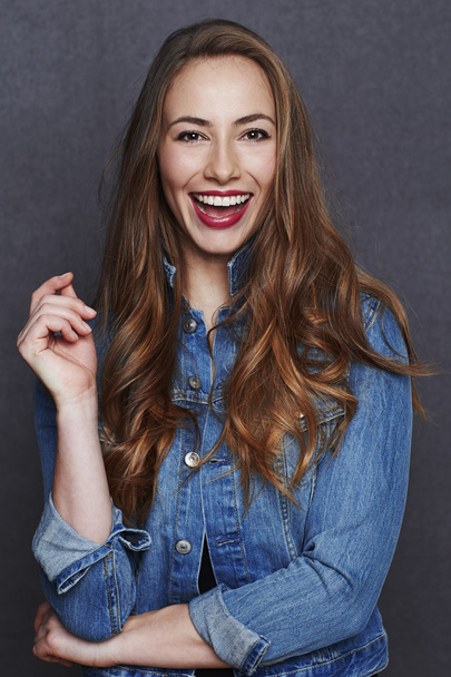 beautiful young woman smiling - 写真・画像
