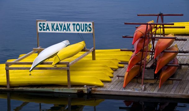 Tours de kayak
 - Photo, image