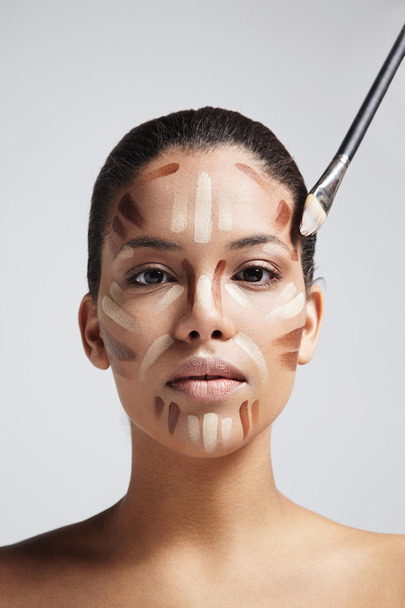 Vrouw met gezicht correctie - Foto, afbeelding