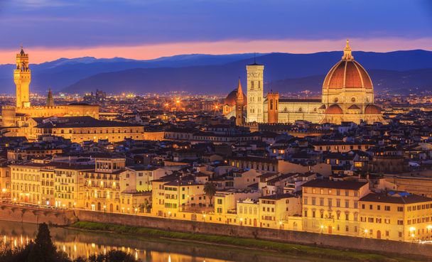 Захід сонця у Флоренції, Toscana, Італія - Фото, зображення