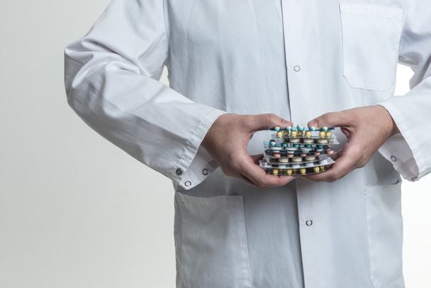 Tabletta-gyógyszer, az emberi egészségre - Fotó, kép
