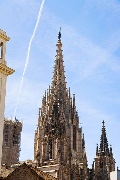 campanário gótico da Catedral de Barcelona
 - Foto, Imagem
