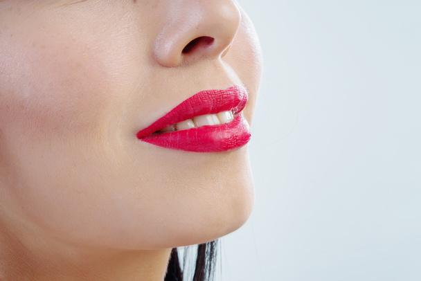 Hermosos labios femeninos
 - Foto, Imagen