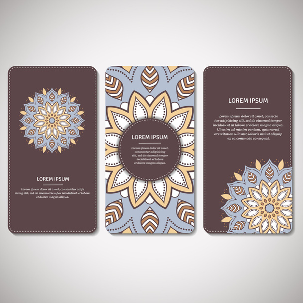 Set of ornamental cards, flyers with flower mandala - ベクター画像