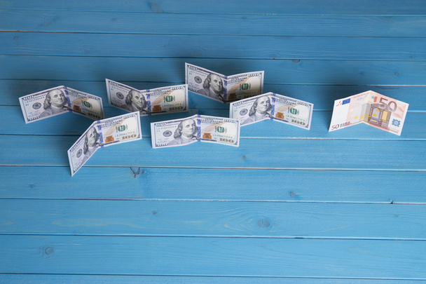 dolarů na modrý stůl - Fotografie, Obrázek
