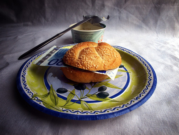 Petit pain décoré
 - Photo, image