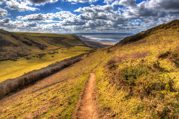 Шлях до Великобританії Атлантичного узбережжя Sandymouth півночі Корнуолл Англії Великобританії на південно-західній частині узбережжя Шлях напрямку Bude в барвистих Hdr - Фото, зображення