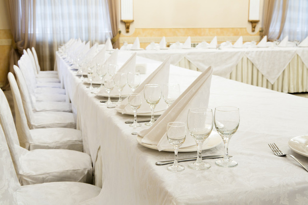Un restaurant. Banquet, mariage, célébration
 - Photo, image