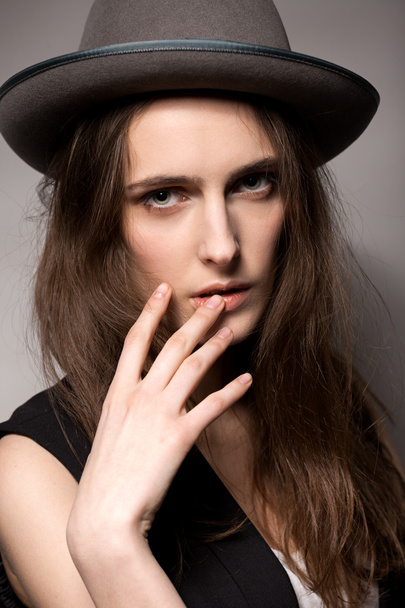 Portrait of a girl in a hat - Photo, Image