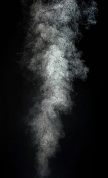 煙の流れる雲 - 写真・画像