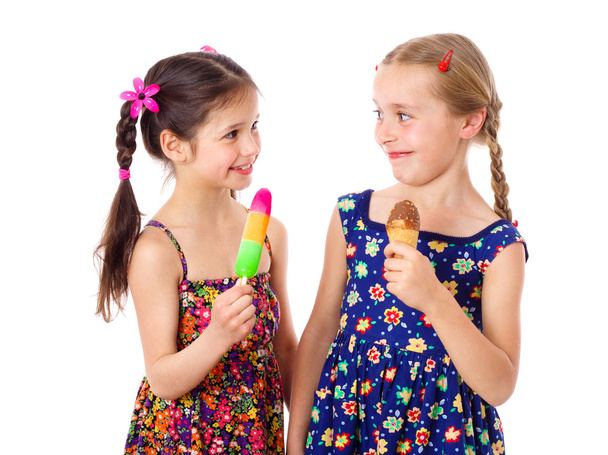 Two girls with ice cream - Zdjęcie, obraz